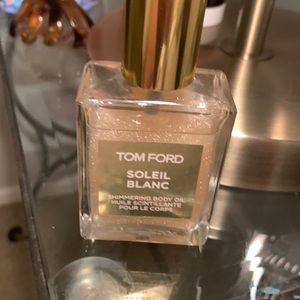 Tom ford body oil